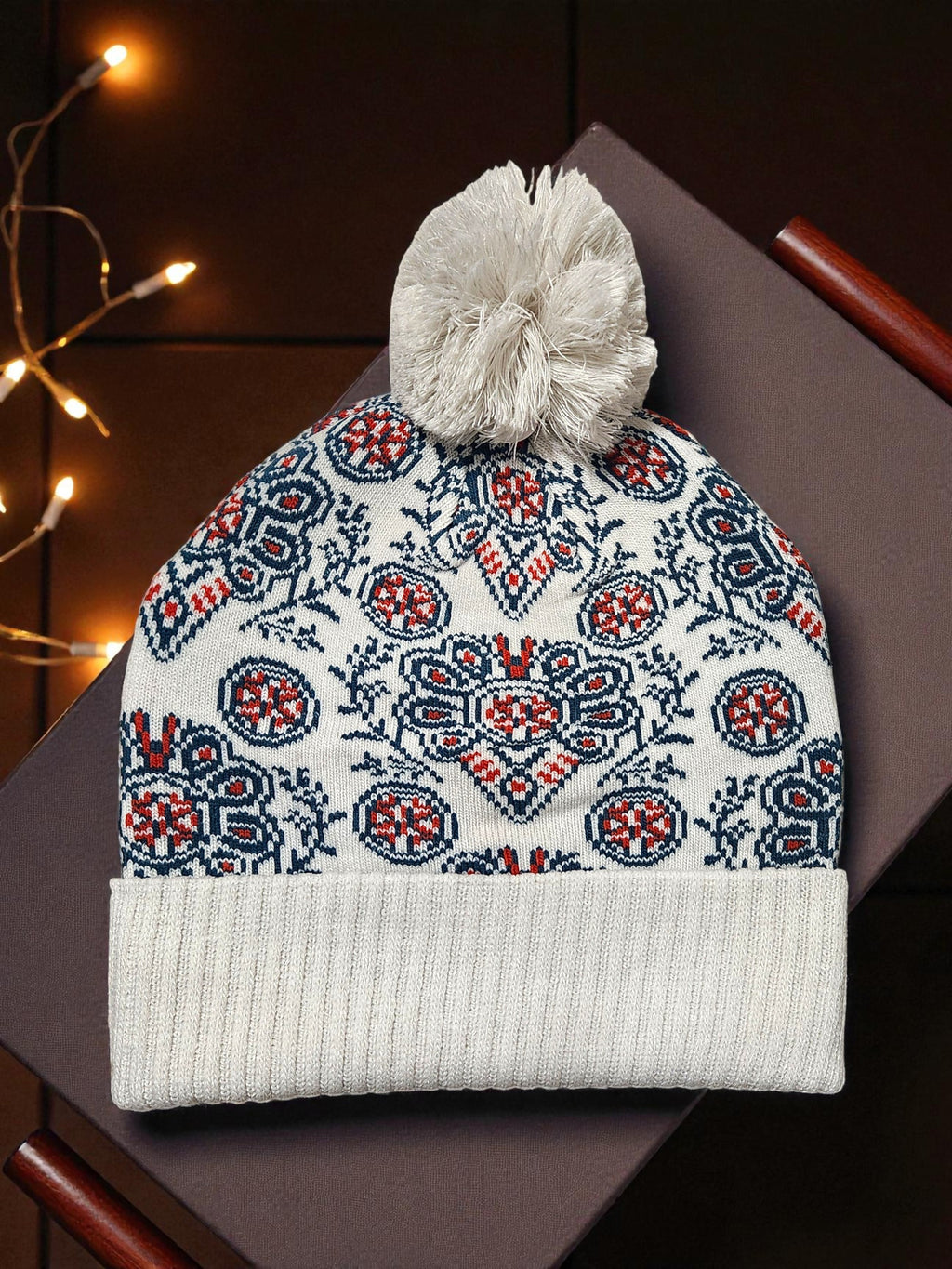 Polish Highlander PARZENICA Pompom Hat