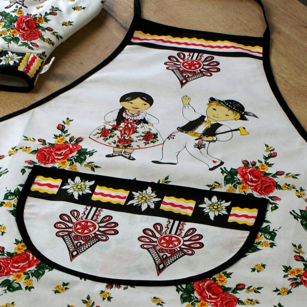 Polish Folk Art Highlander Kitchen Apron (White)