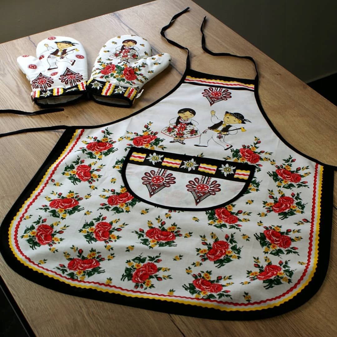 Polish Folk Art Highlander Kitchen Apron (White)