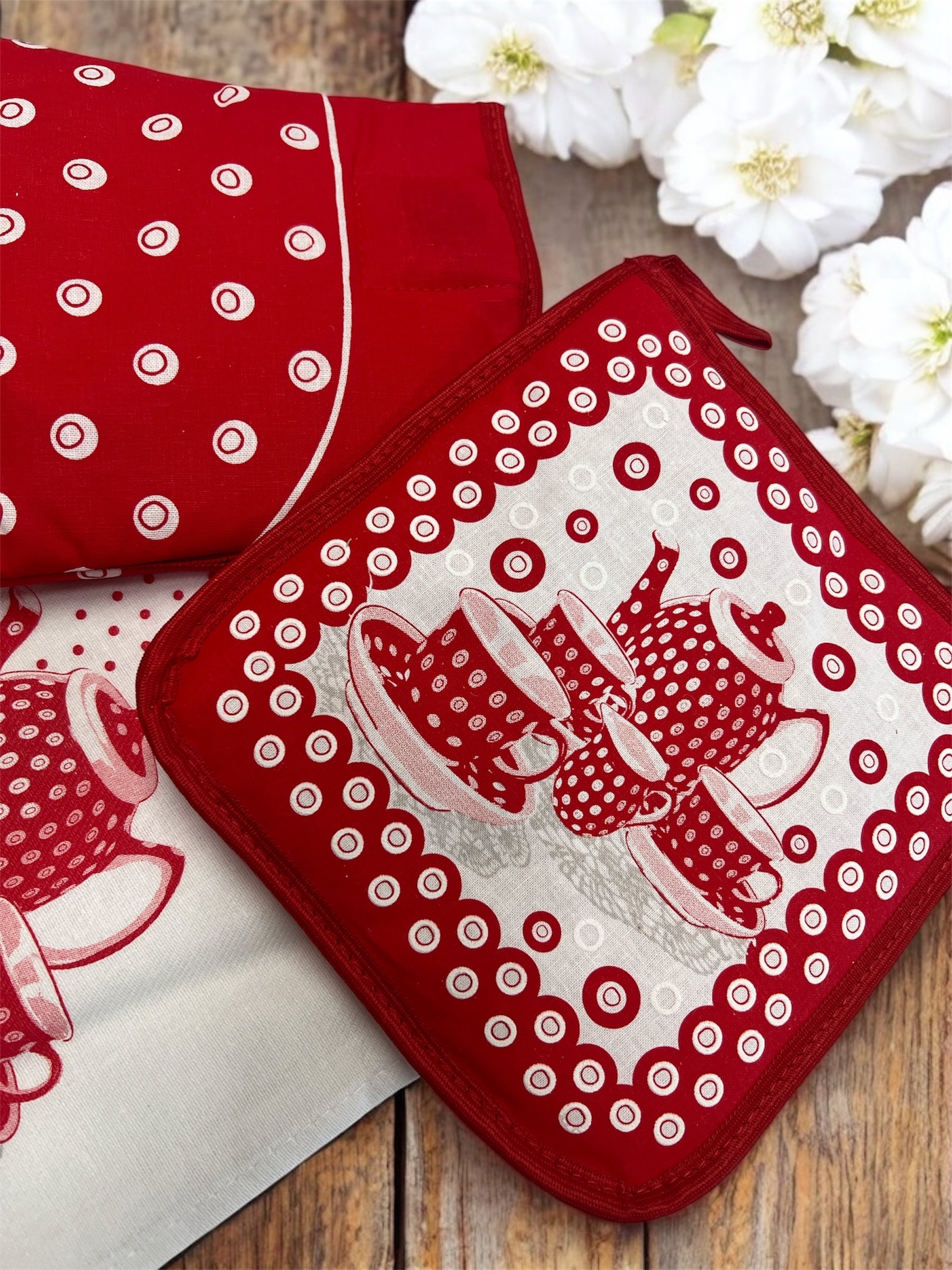 Polish Pottery Oven Mitt, Pot Holder & Kitchen Towel Set (Red)