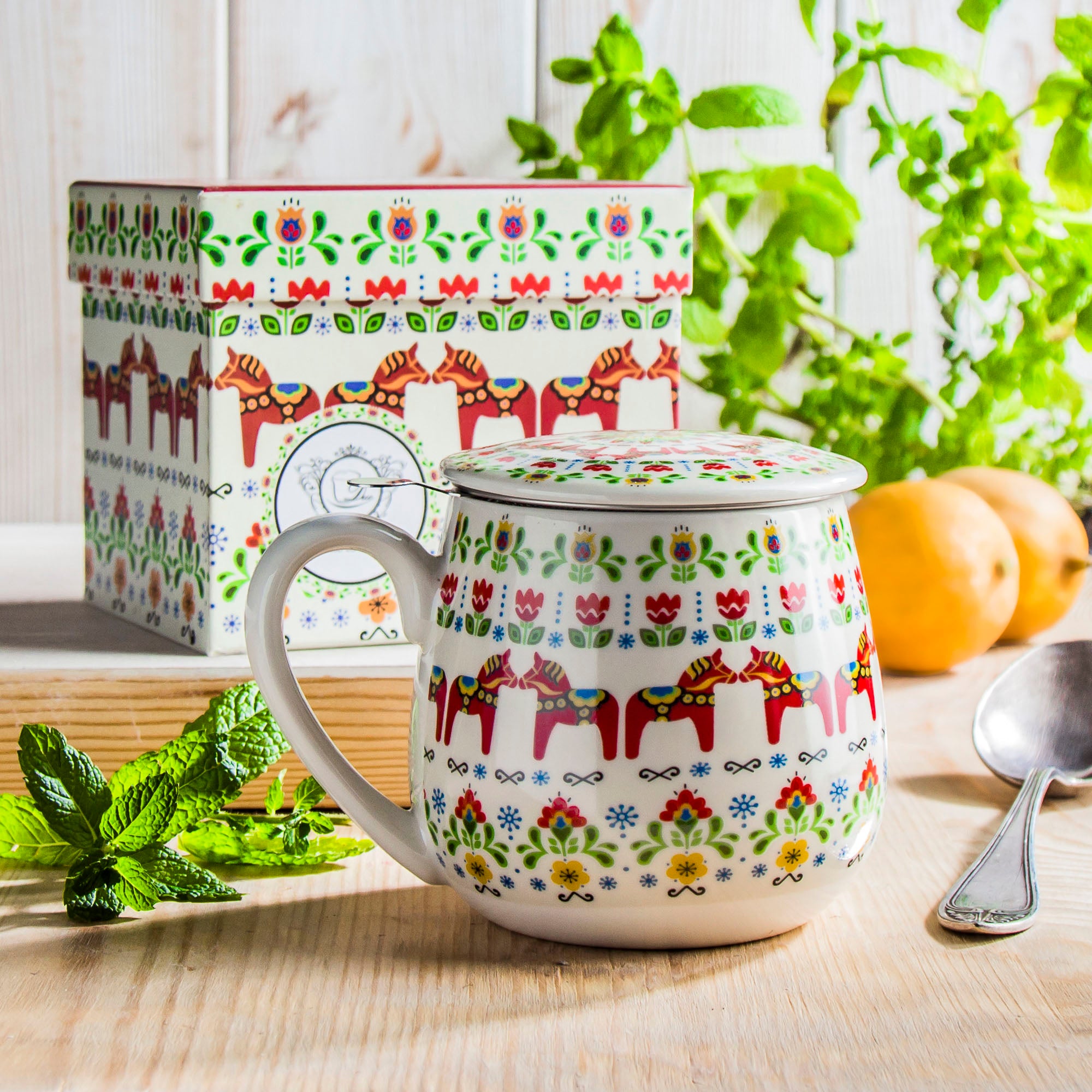 Polish Folk Art Porcelain Barrel Mug with Tea Infuser & Lid, 430ml - Scandinavian Horses