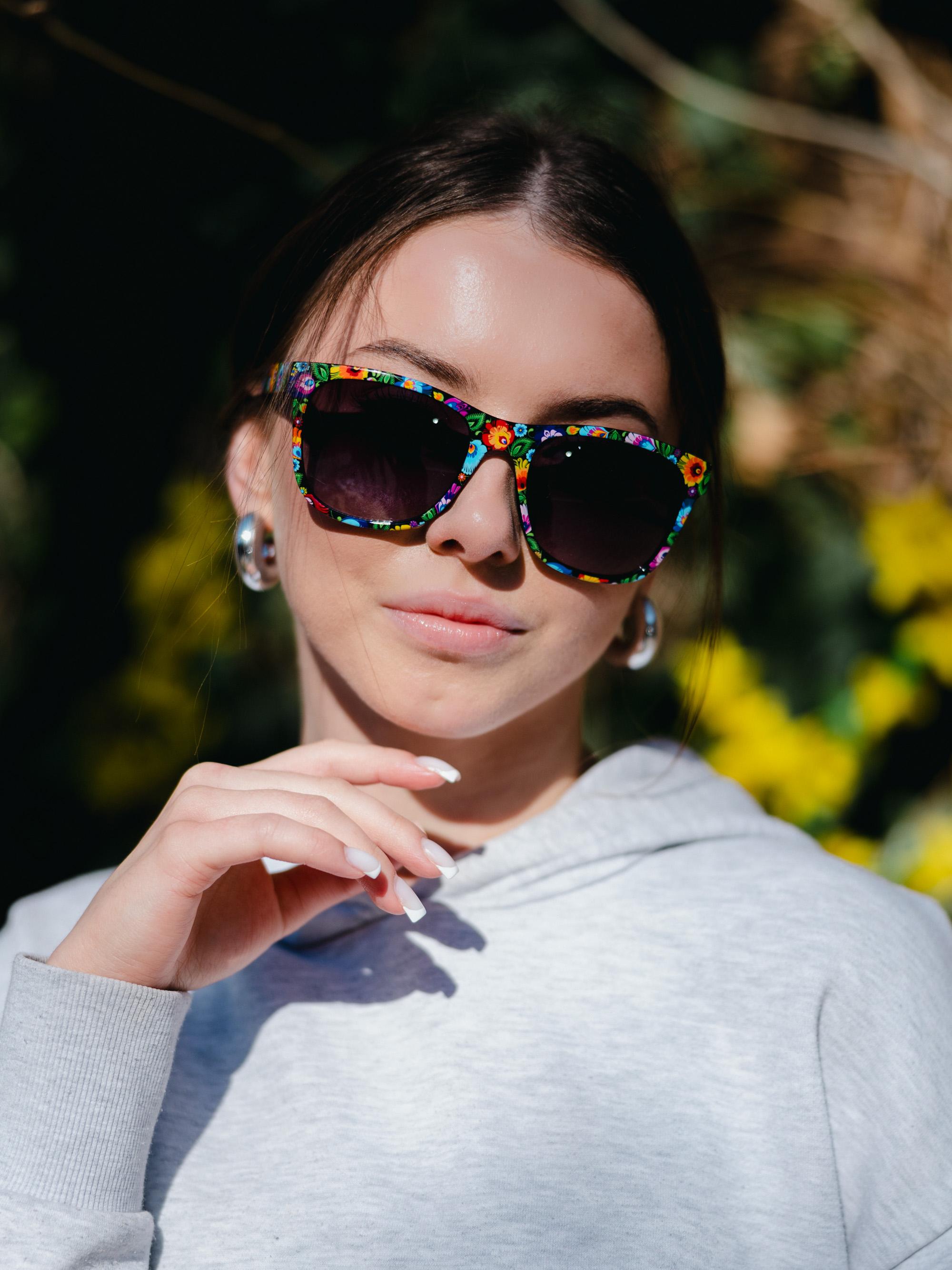 Polish Folk Art Floral Lowicz Black Sunglasses in Case