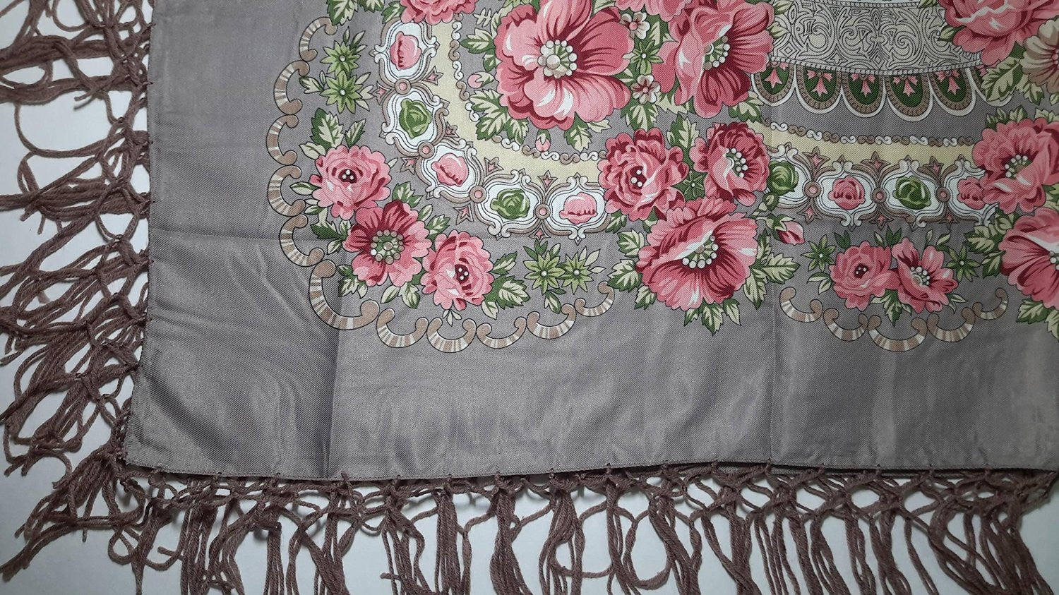 Traditional Polish Ukrainian Folk Shawl with Fringes - Khaki - Taste of Poland
 - 3