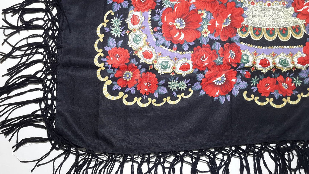 Traditional Polish Ukrainian Folk Shawl with Fringes - Black - Taste of Poland
 - 3